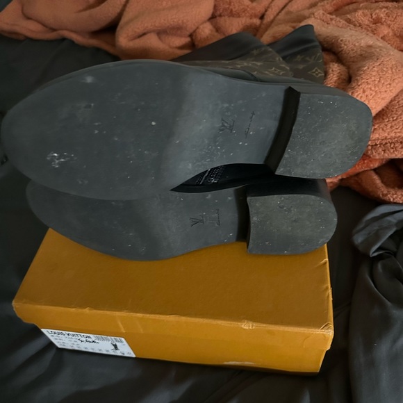 Boots - Picture 11 of 16